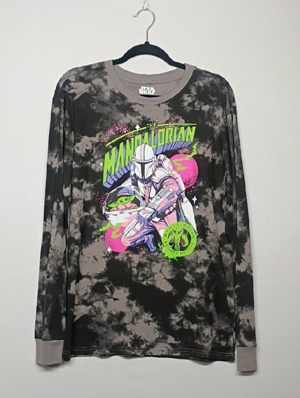 Fifth Sun Star Wars The Mandalorian Tee in Gray And Black